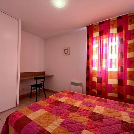Apartment Climatise, 2 Pieces, Piscine, Terrasse, Parking Prive, Proche Port - - Fr-1-229-372