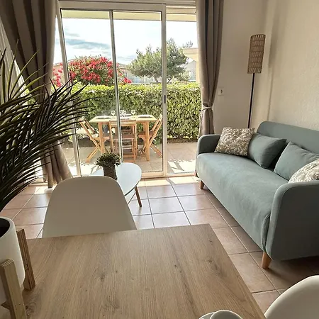 Apartment Climatise, 2 Pieces, Piscine, Terrasse, Parking Prive, Proche Port - - Fr-1-229-372 *